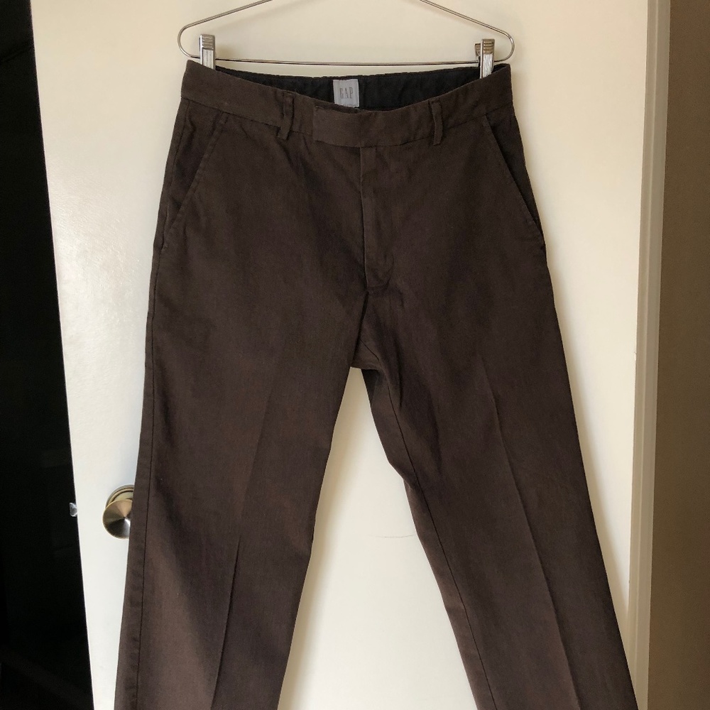Gap Men's Straight Fit Dark Brown Khakis Size 32x32